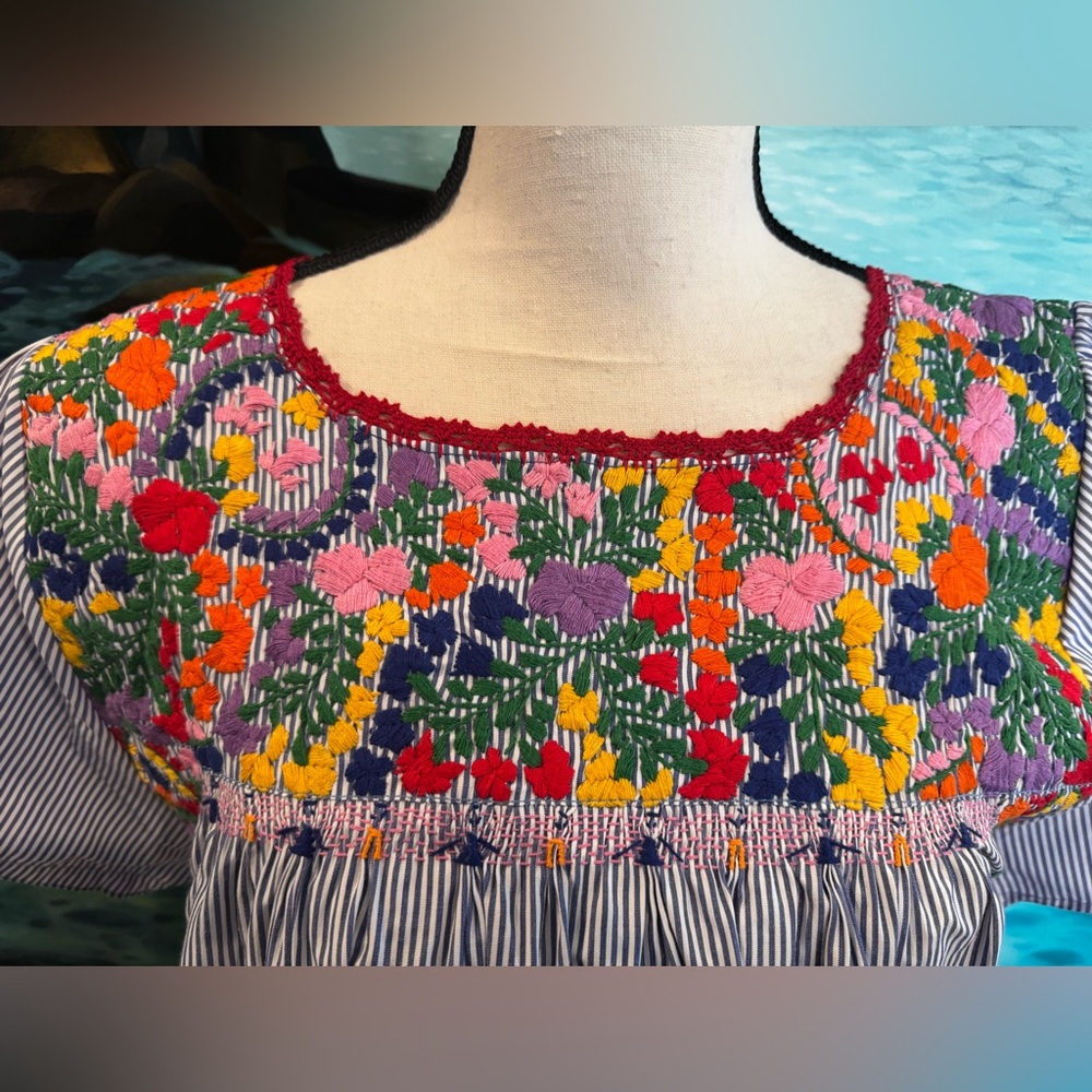 Mi Golondrina Multicolor Embroidered Dress - Picture 3 of 9